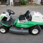 中古乗用草刈機
