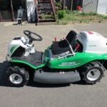 中古乗用草刈機