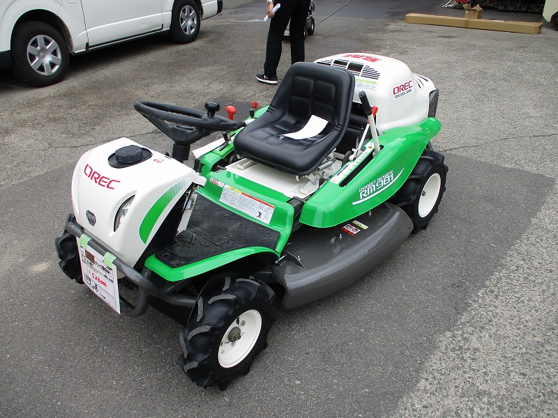 【中古】乗用草刈機