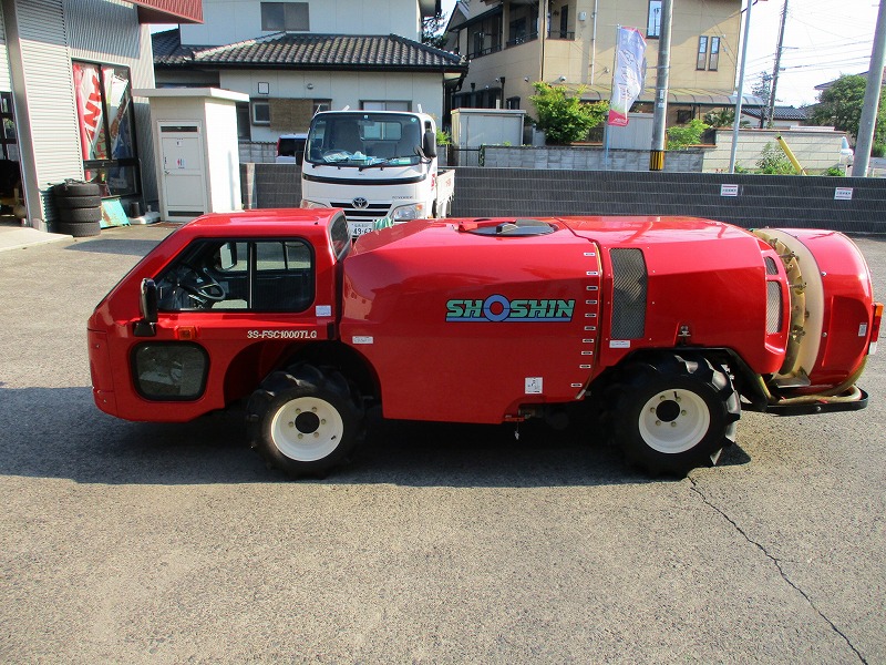 【実演機】スピードスプレーヤー　キャビン車