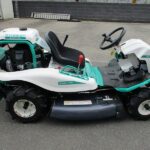 【中古】乗用草刈機　実演機