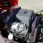【実演機】乗用草刈機　