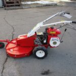 【中古】自走草刈機