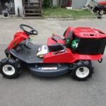 中古乗用草刈機