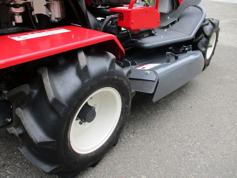 中古乗用草刈機