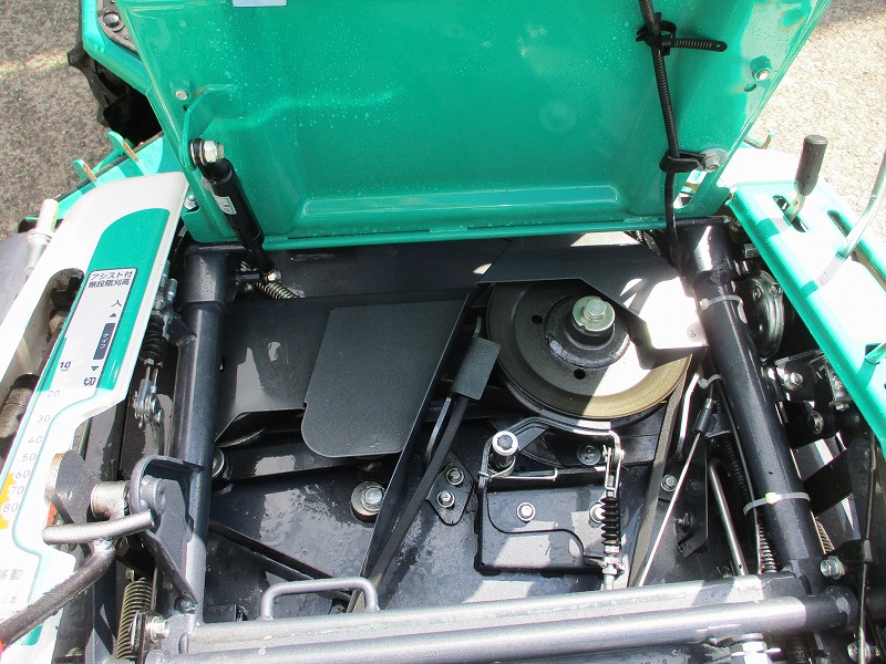 中古乗用草刈機（実演機）