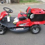 中古乗用草刈機
