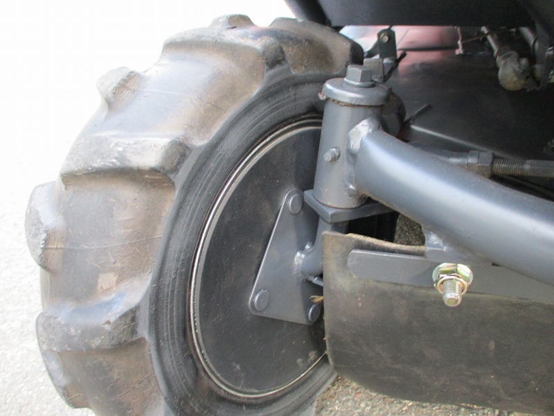 中古乗用草刈機