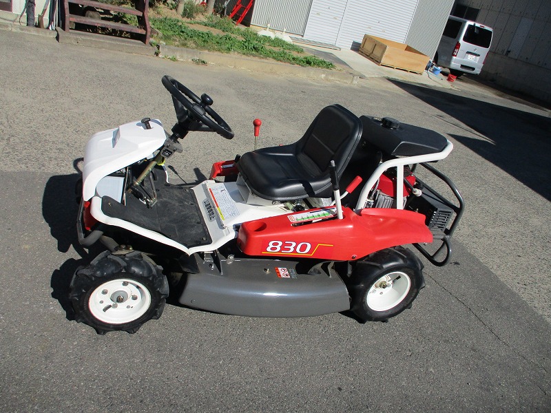 中古乗用草刈機