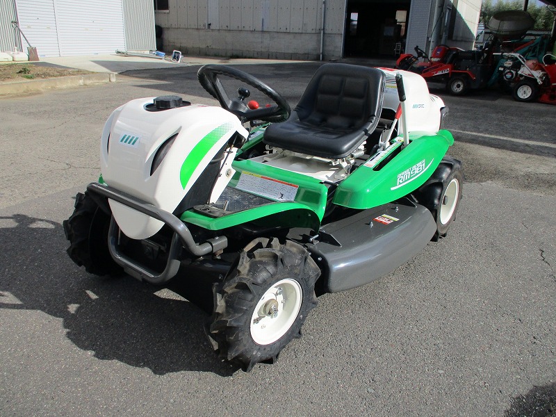 中古乗用草刈機