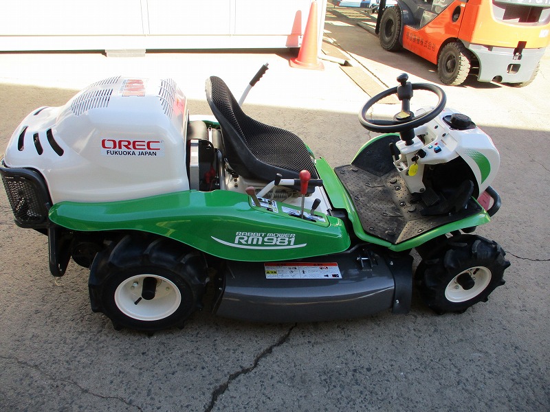 中古乗用草刈機