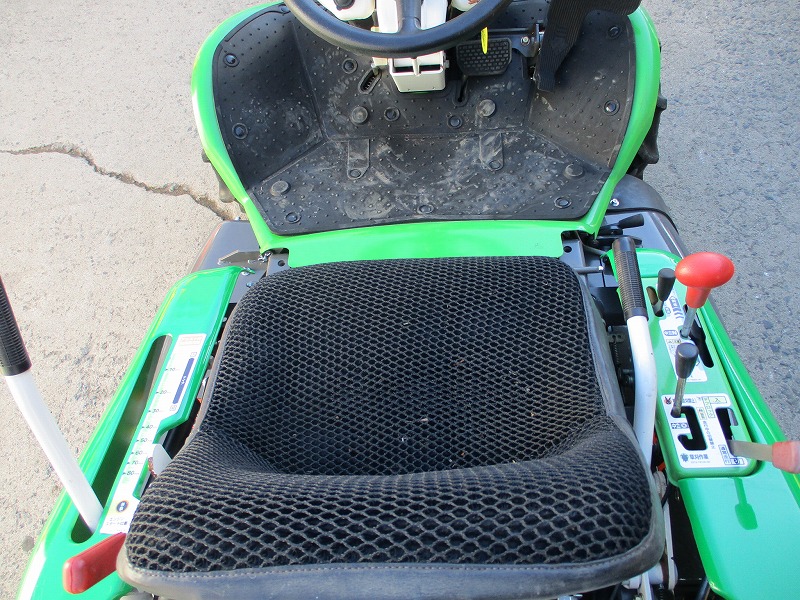 中古乗用草刈機