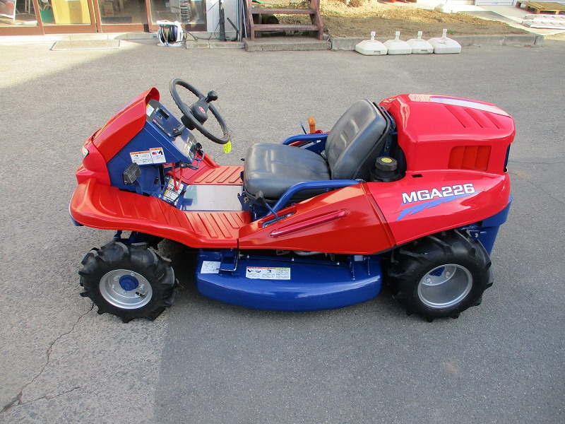 中古乗用草刈機