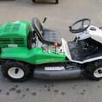 中古乗用草刈機