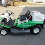 中古乗用草刈機