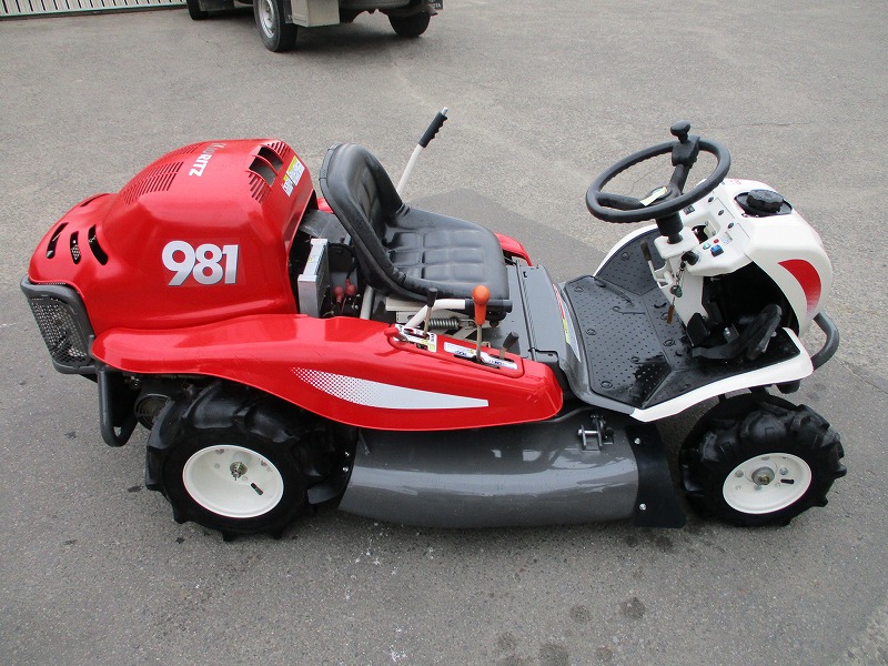 中古乗用草刈機
