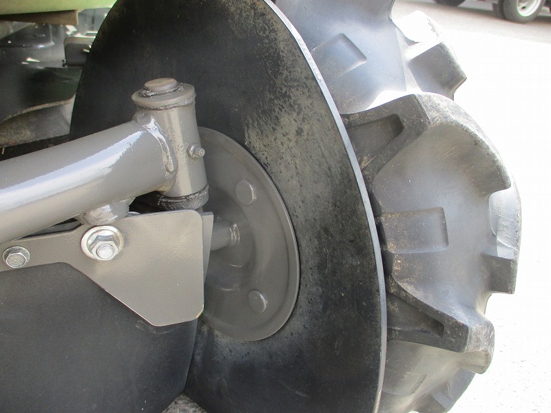 中古乗用草刈機