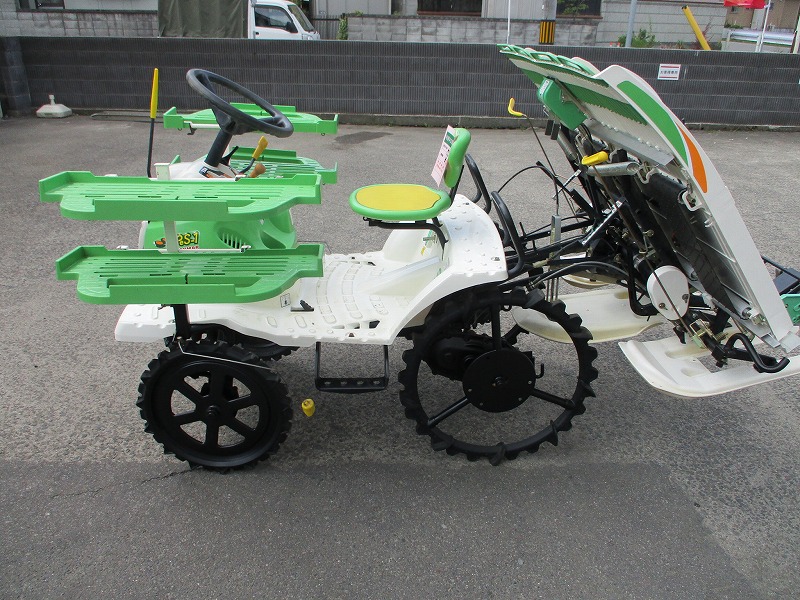中古乗用田植機