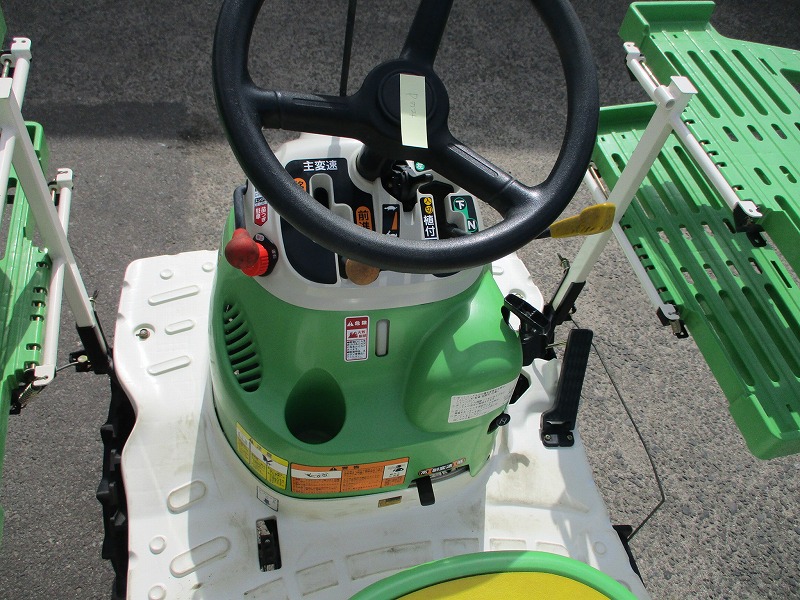 中古乗用田植機