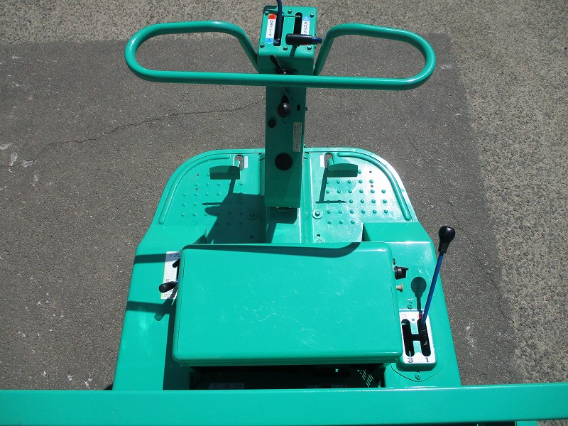 中古運搬車