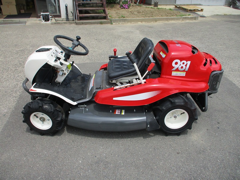 中古乗用草刈機