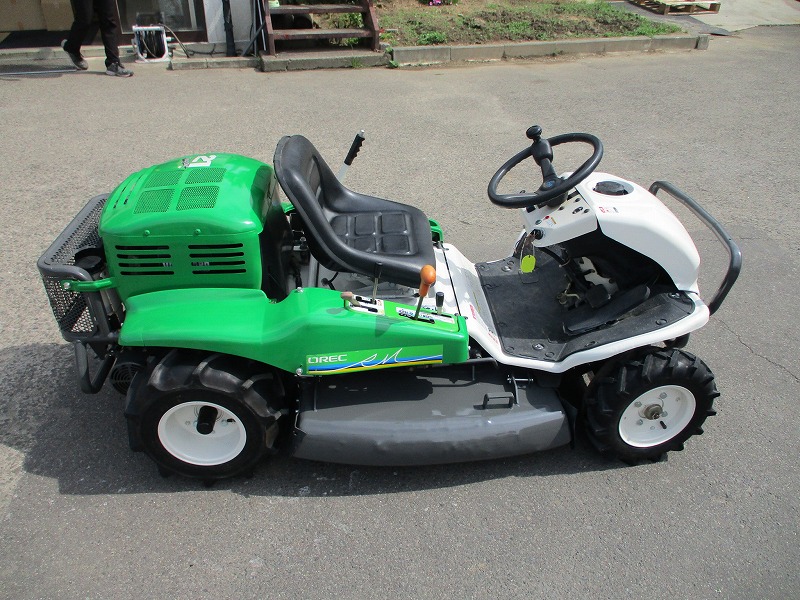 中古乗用草刈機