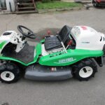 中古乗用草刈機