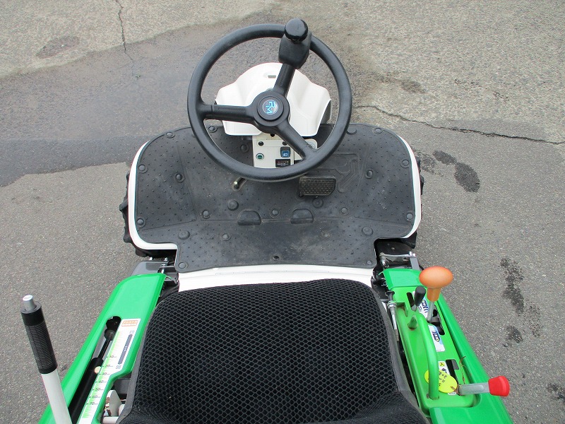 中古乗用草刈機