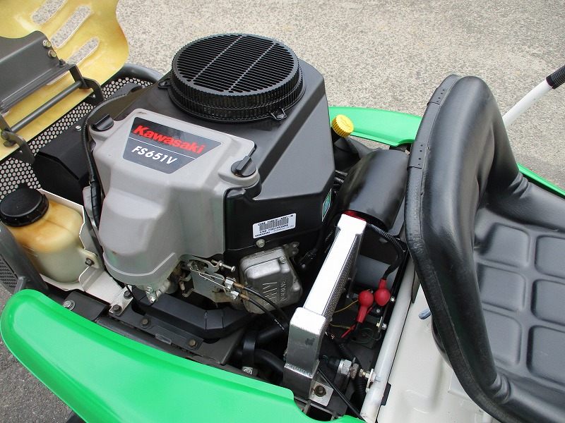中古乗用草刈機