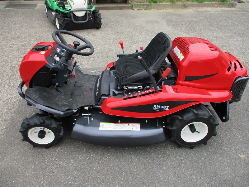 中古乗用草刈機