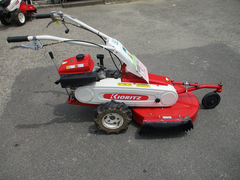 中古自走草刈機　AM61A