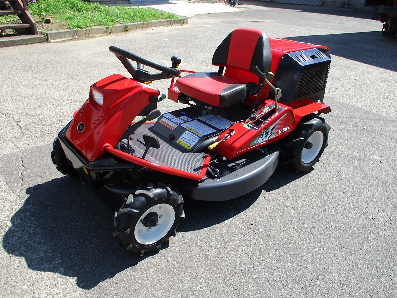中古乗用草刈機  R885