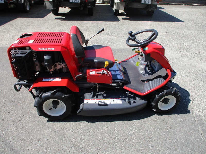 中古乗用草刈機  R885