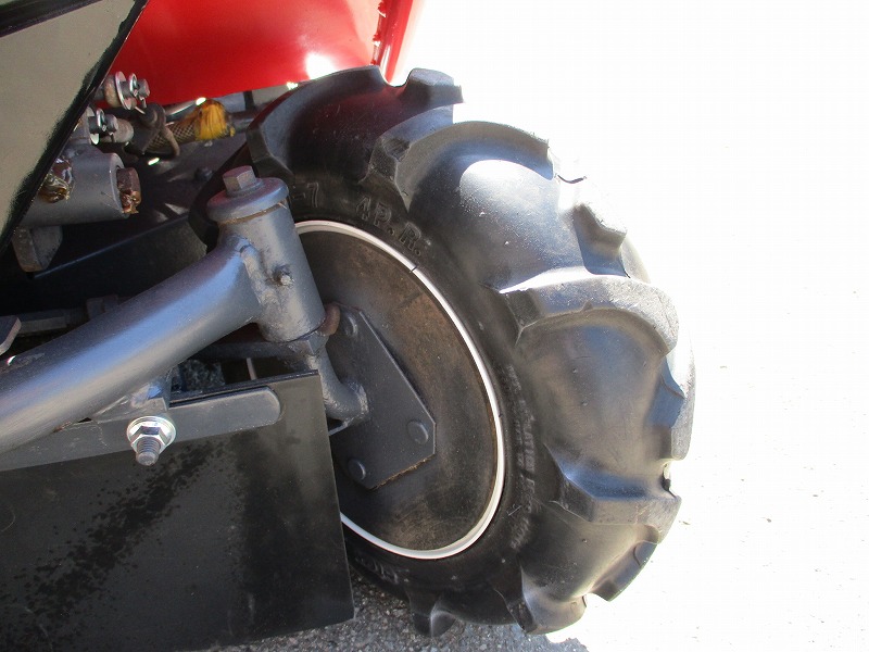 中古乗用草刈機  R885