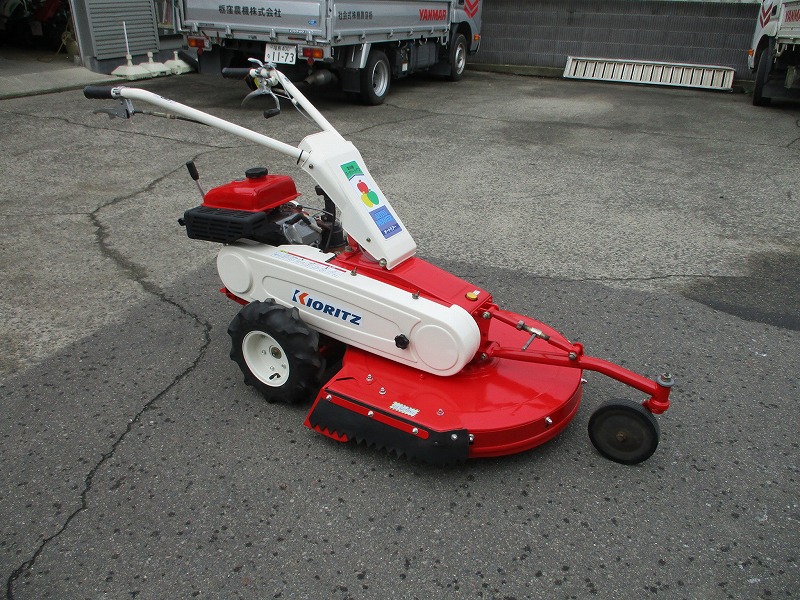 中古自走草刈機  AM61A