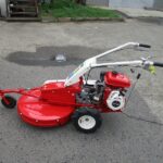 中古自走草刈機  AM61A
