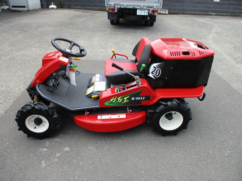 中古乗用草刈機