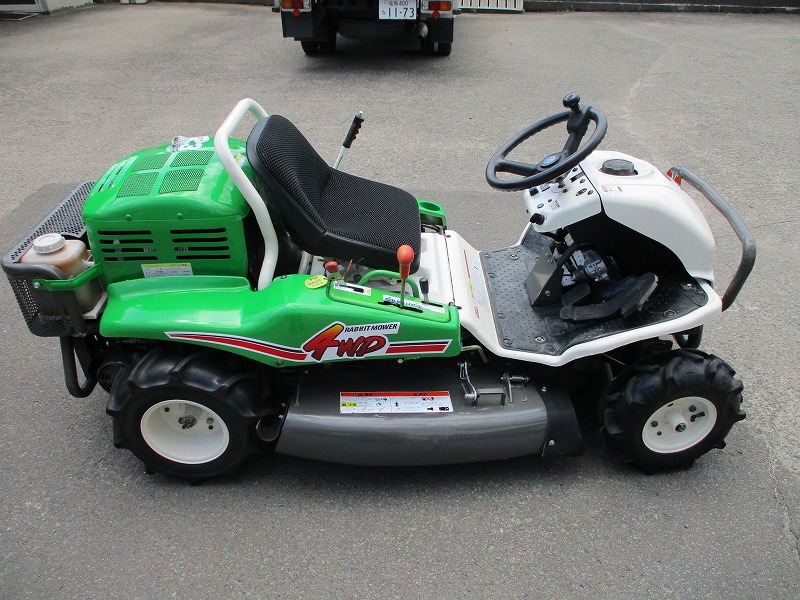 中古乗用草刈機