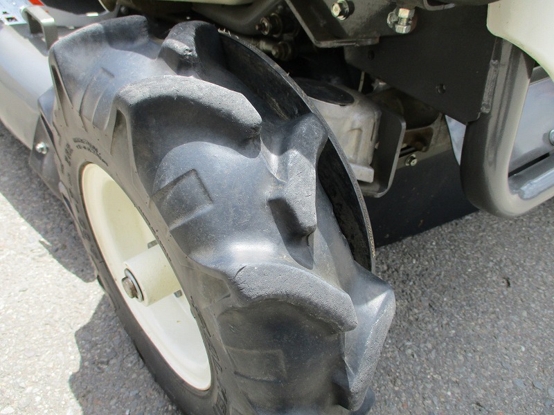 中古乗用草刈機