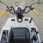 中古運搬車