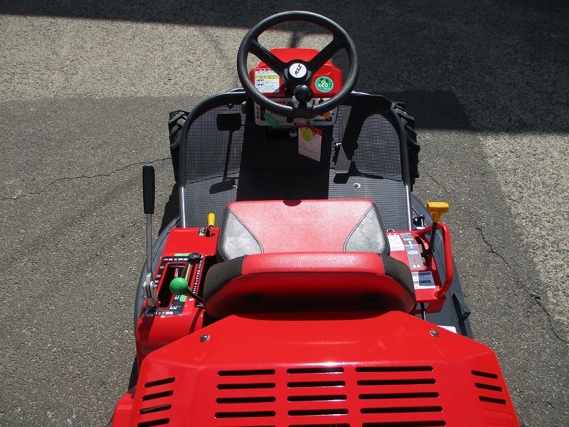 中古乗用草刈機