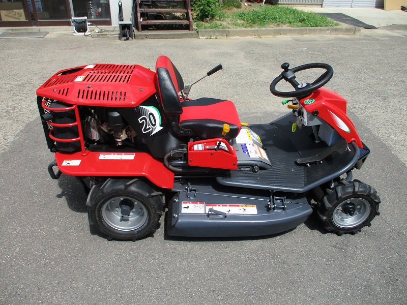 中古乗用草刈機