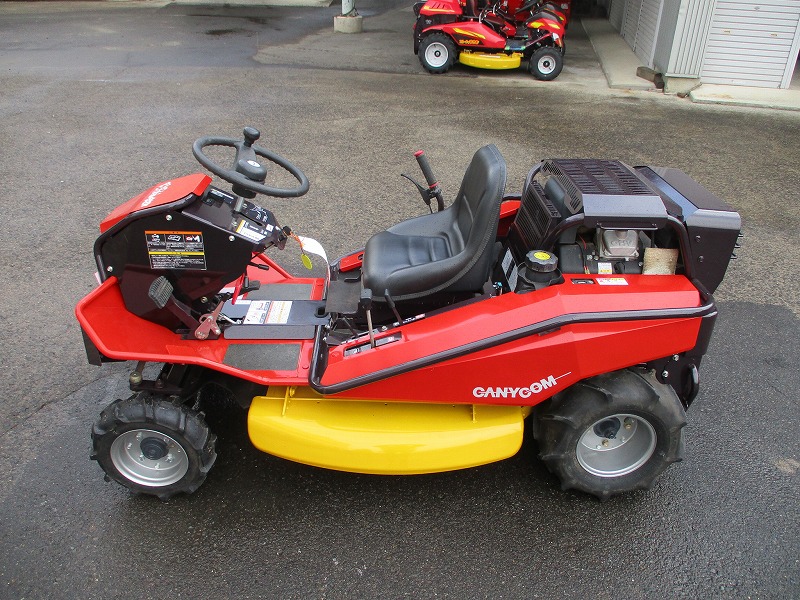 中古乗用草刈機