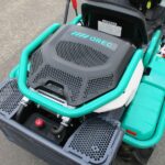 中古乗用草刈機　　実演機