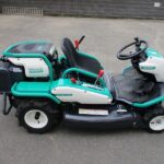 中古乗用草刈機　　実演機