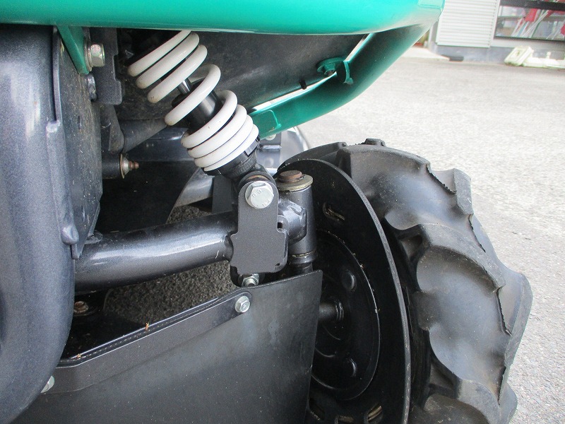 中古乗用草刈機　　実演機