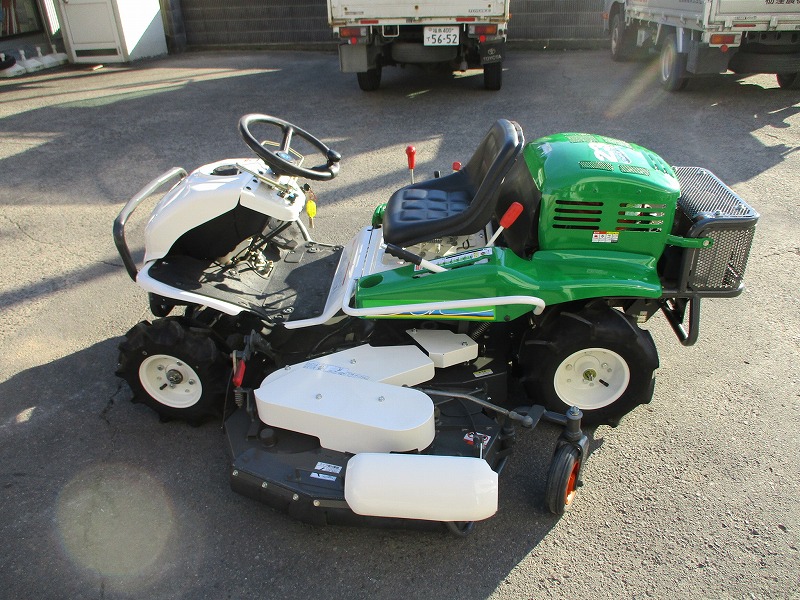 中古乗用草刈機