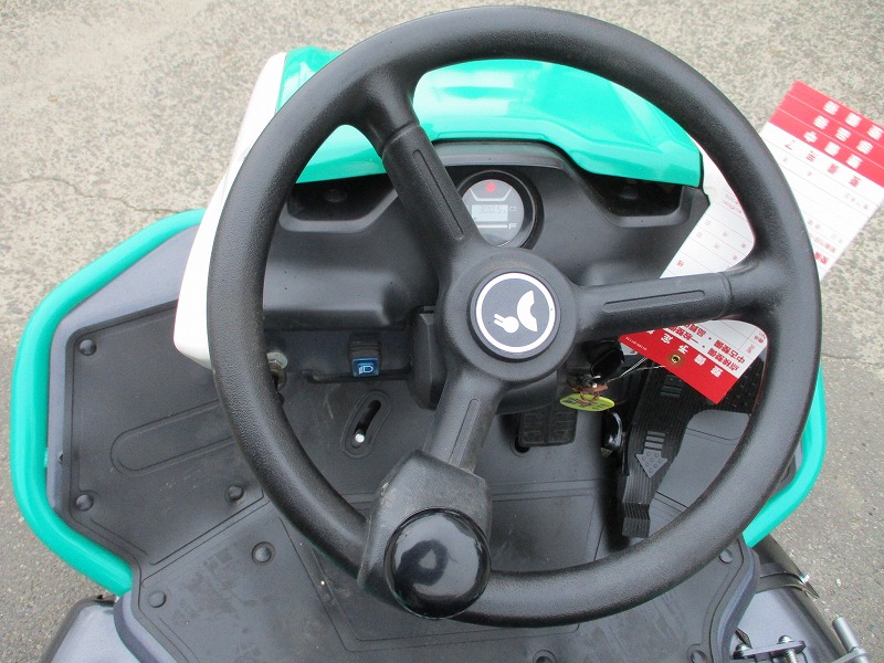 中古乗用草刈機