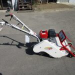 中古自走草刈機