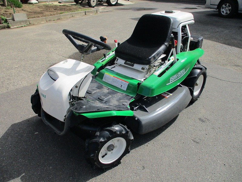中古乗用草刈機